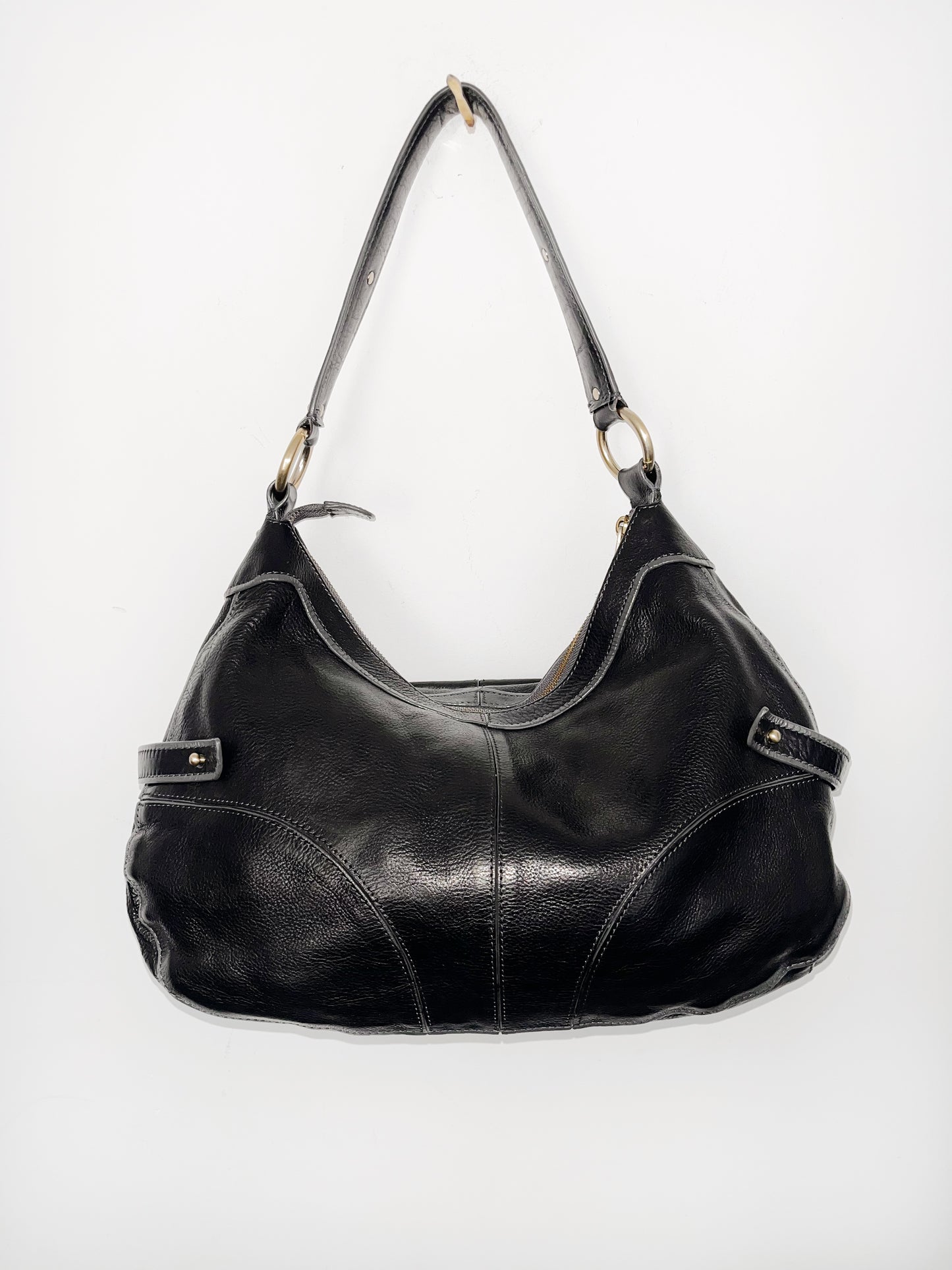 Sac à main Hugo Boss en cuir grainé noir ( SOLD OUT )