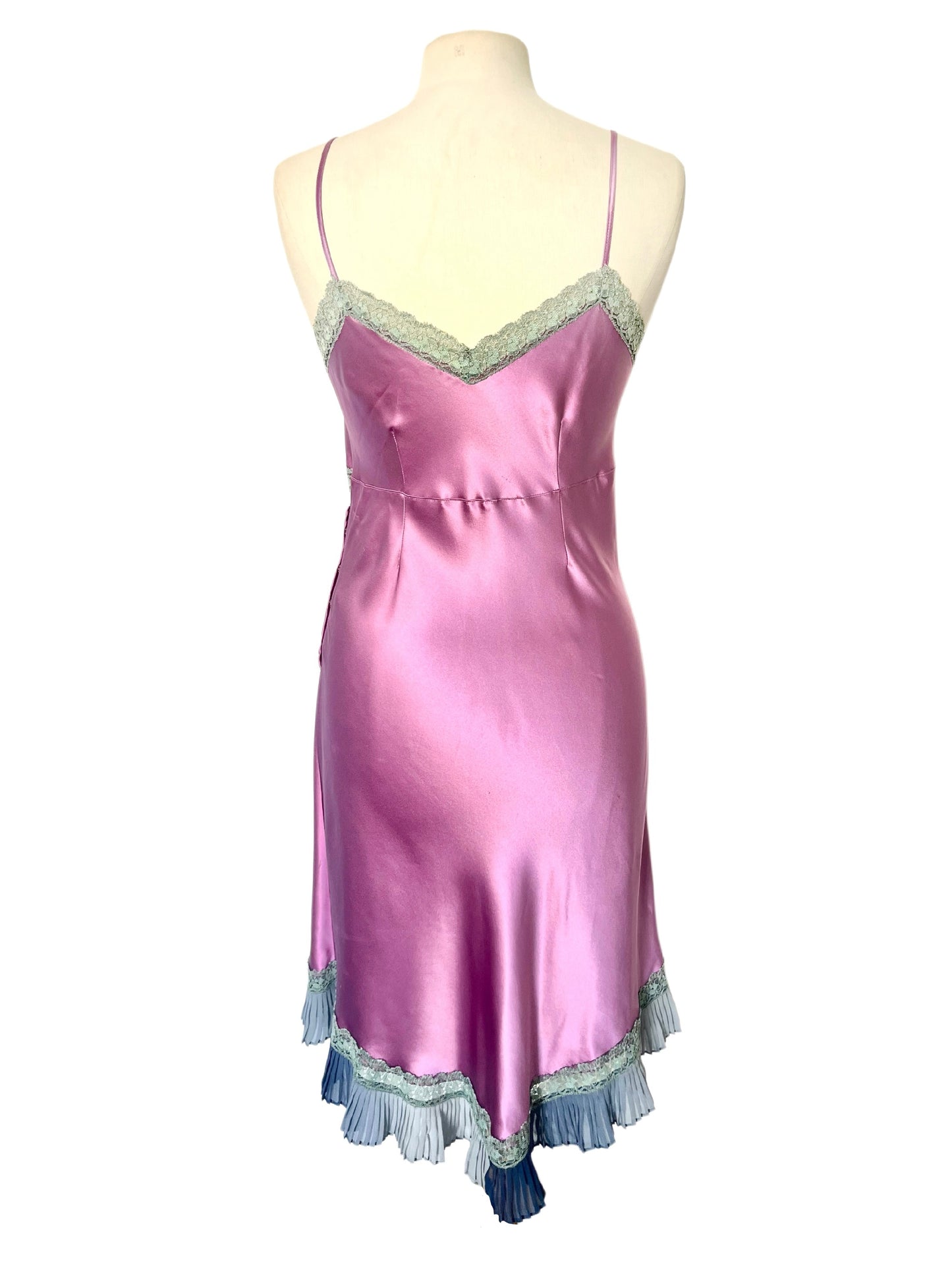Robe Midi Style Nuisette Satin Violet Parme & Voile Plissé Bleu Marine — Dentelle Vert d'Eau — T. 38