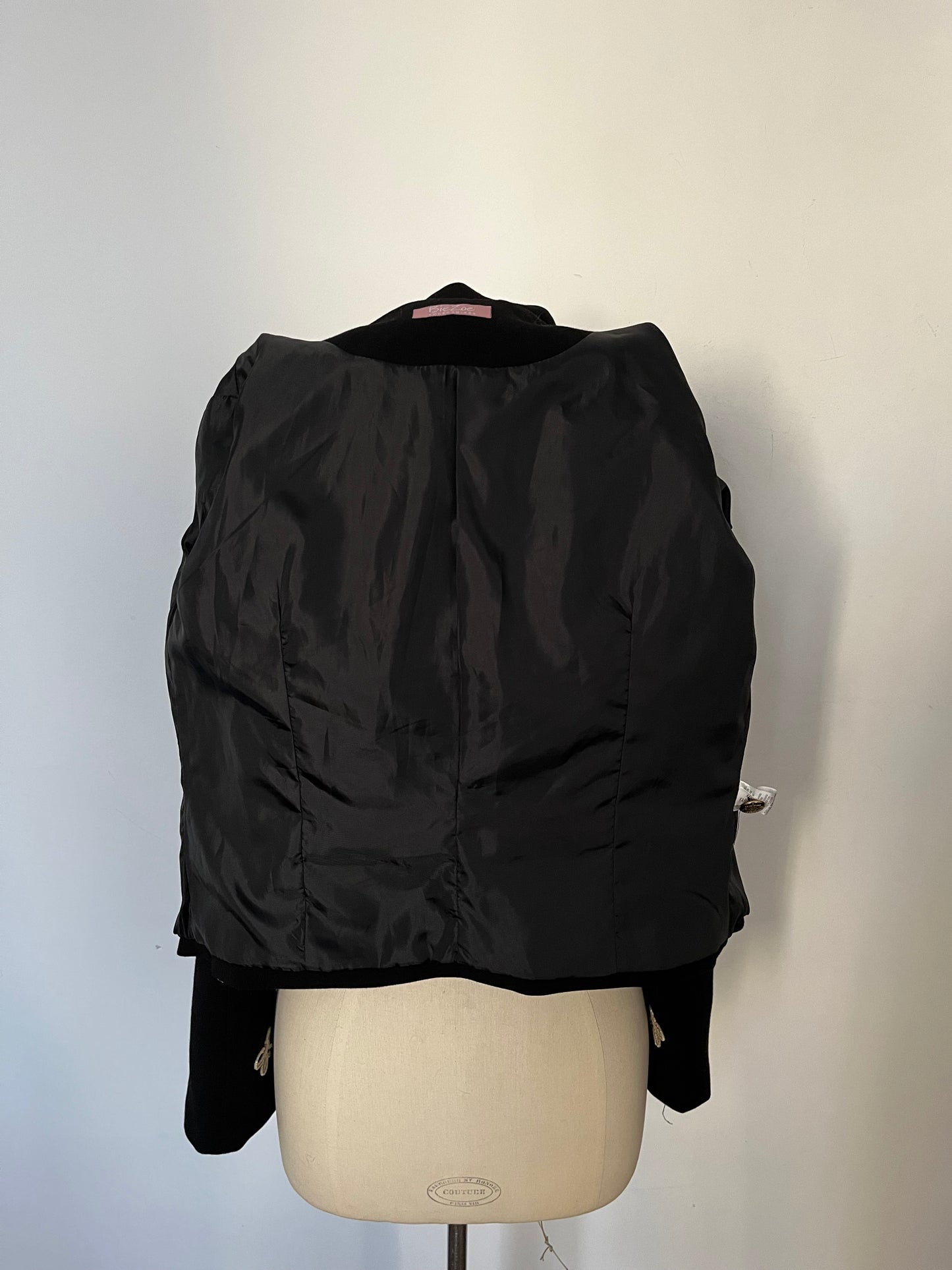 Veste officier bleu marine avec passementerie dorée ( SOLD OUT )