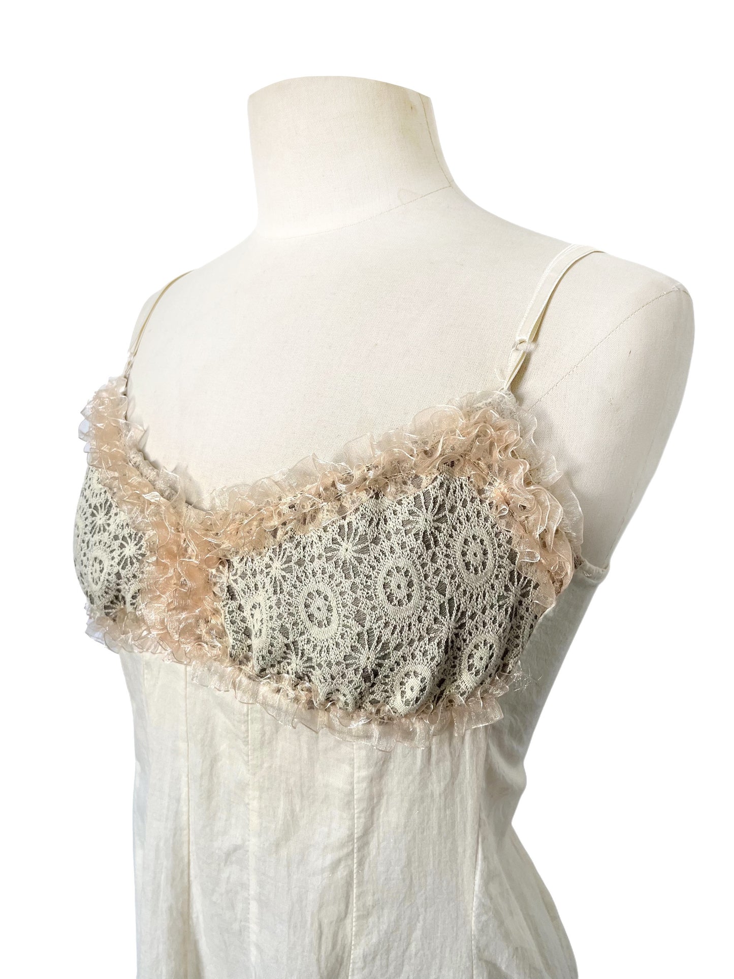 Top Nuisette Romantique Beige — 38/40 FR (M/L) — Dentelle, Coton et Mesh — Style Coquette Y2K