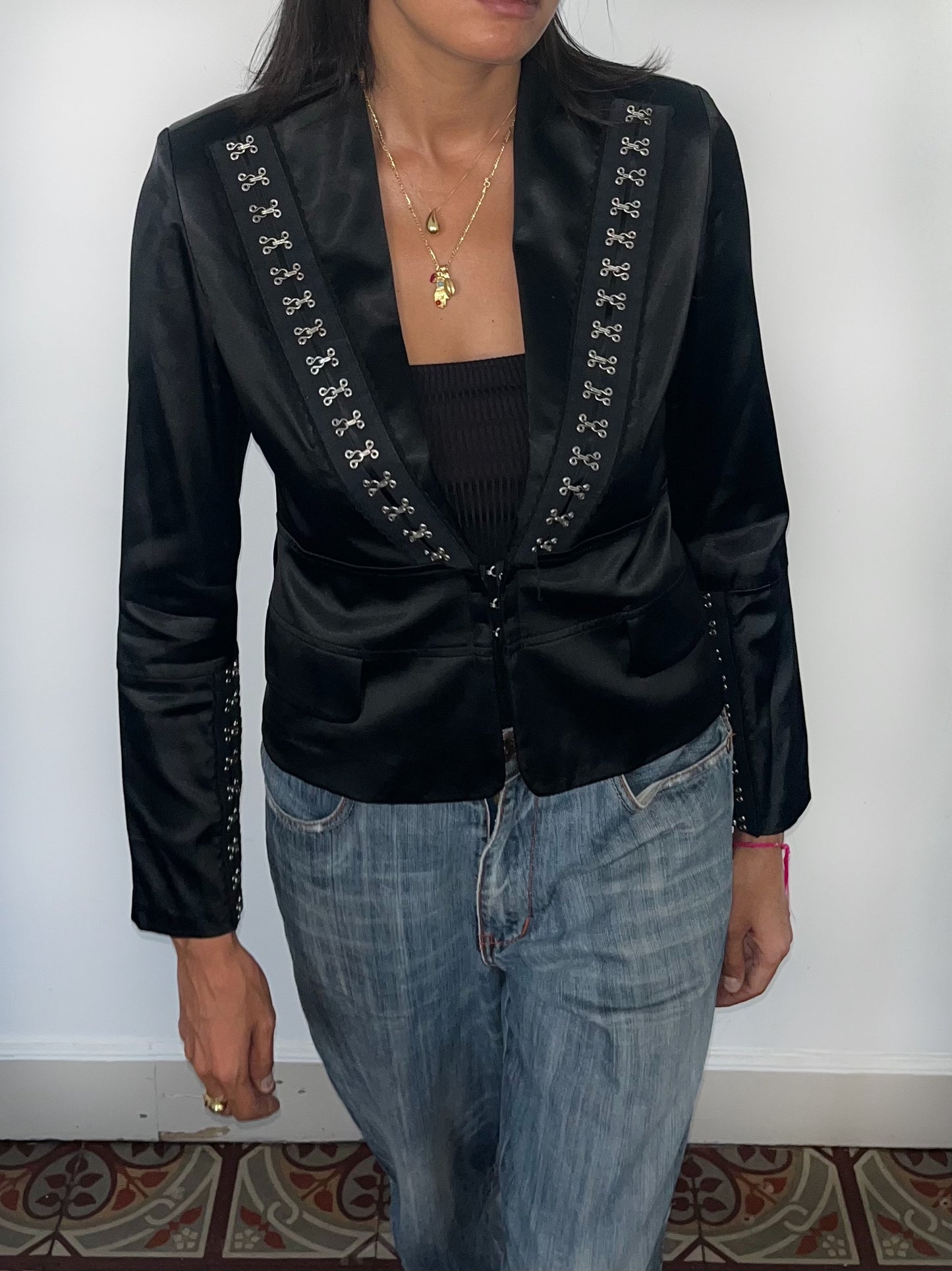 Veste habillée noire en satin avec crochets style corset – Made in Italy – Taille 38/40