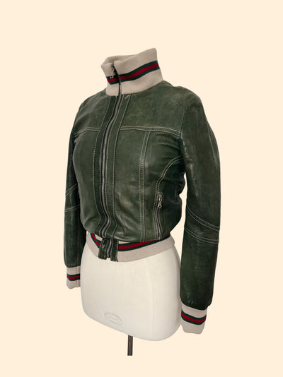 Veste bomber en cuir véritable vert, détails surpiqûres blanches, XS/S ( SOLD OUT )