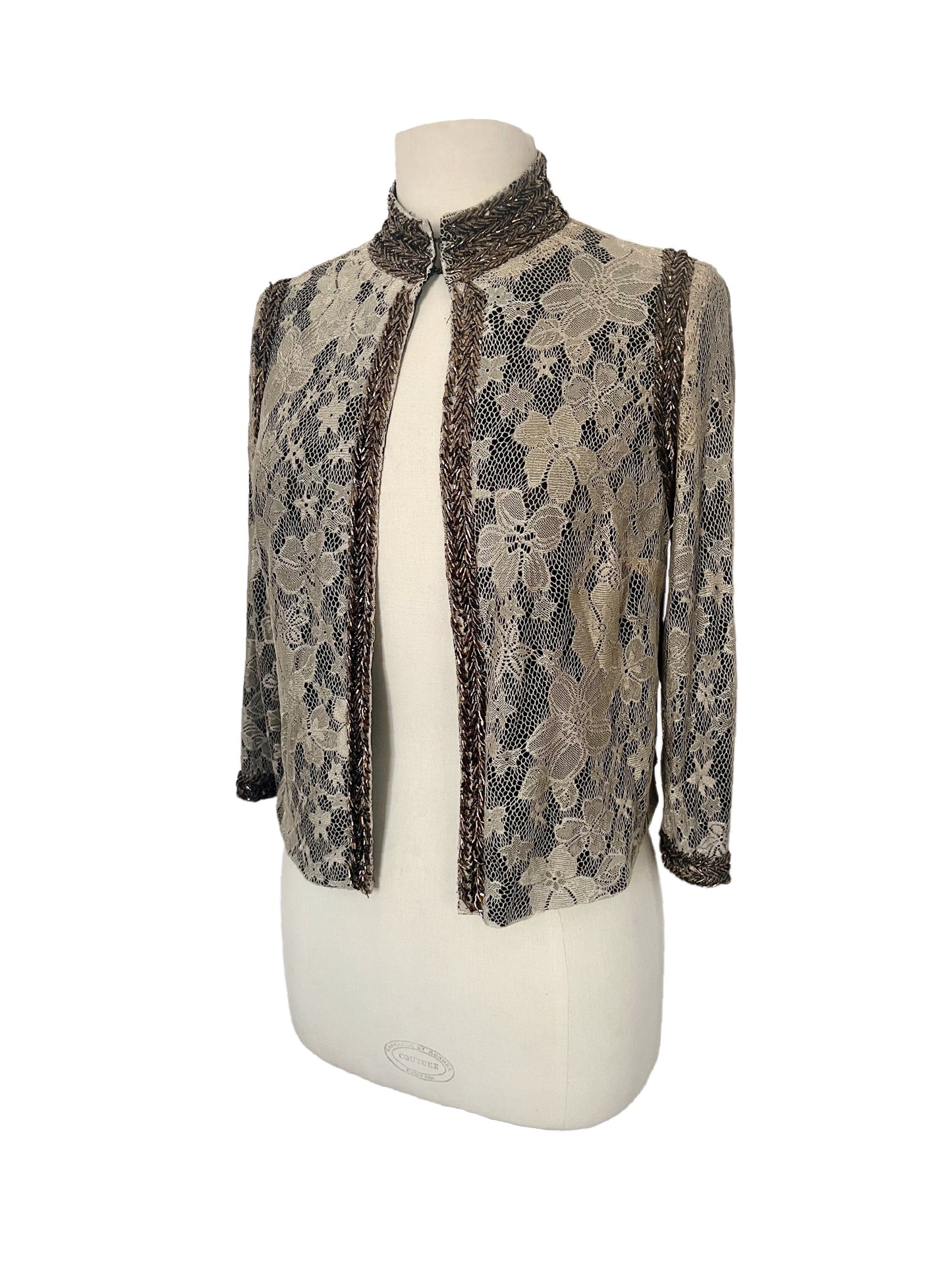 Veste courte de cérémonie en dentelle & perles — Très bon état — Taille 38/40