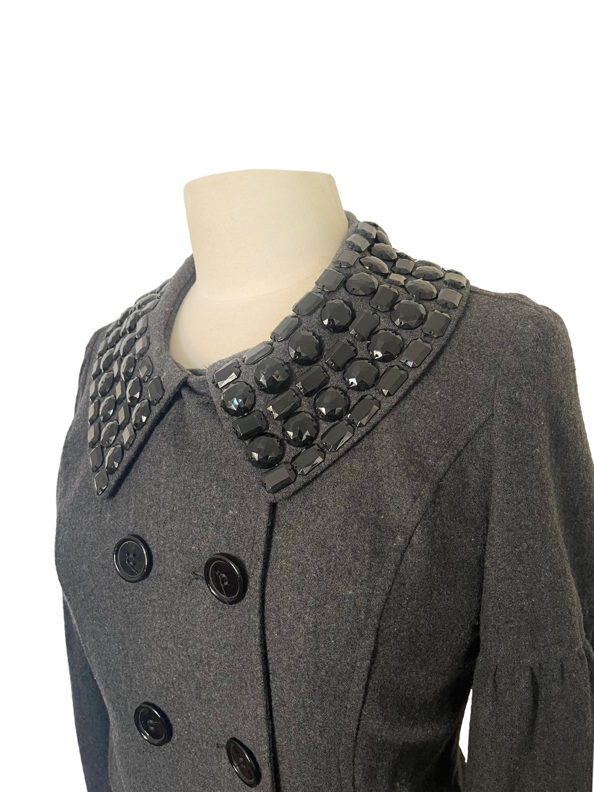 Veste Courte Style Caban Gris Anthracite Col Claudine & Poignets Gemmes Noires — T. 38