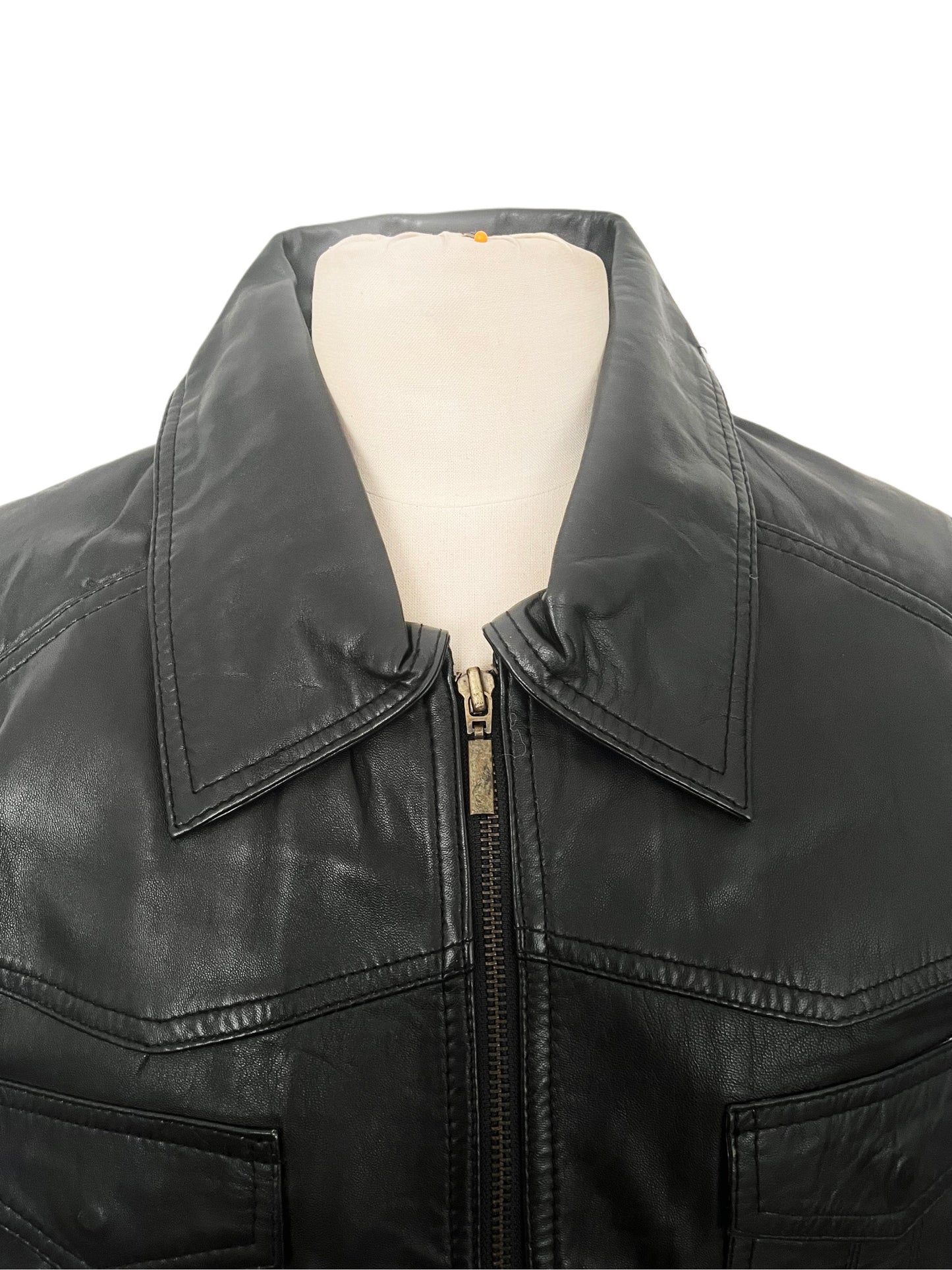 Dara – Veste bomber vintage oversize en cuir noir véritable (unisexe)