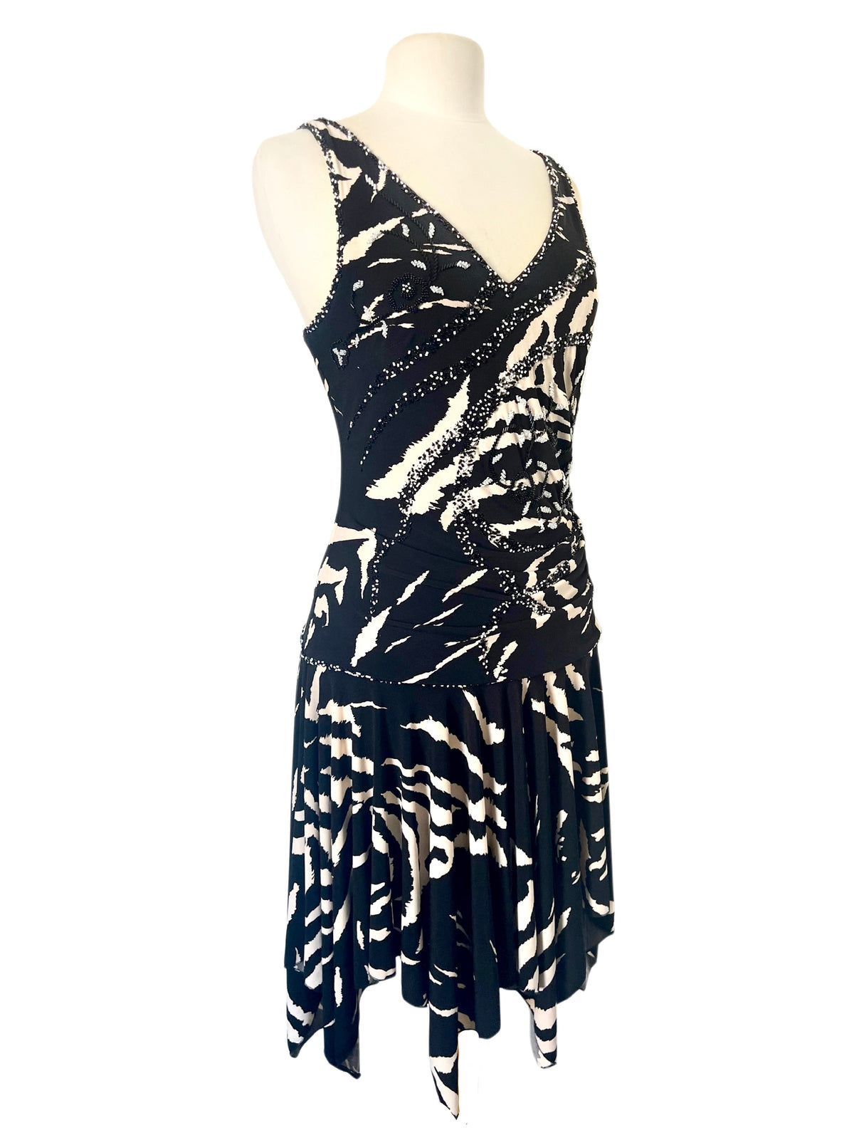 Robe Mi-Longue Asymétrique Motif Zébré & Perles Style Y2K — T. 40