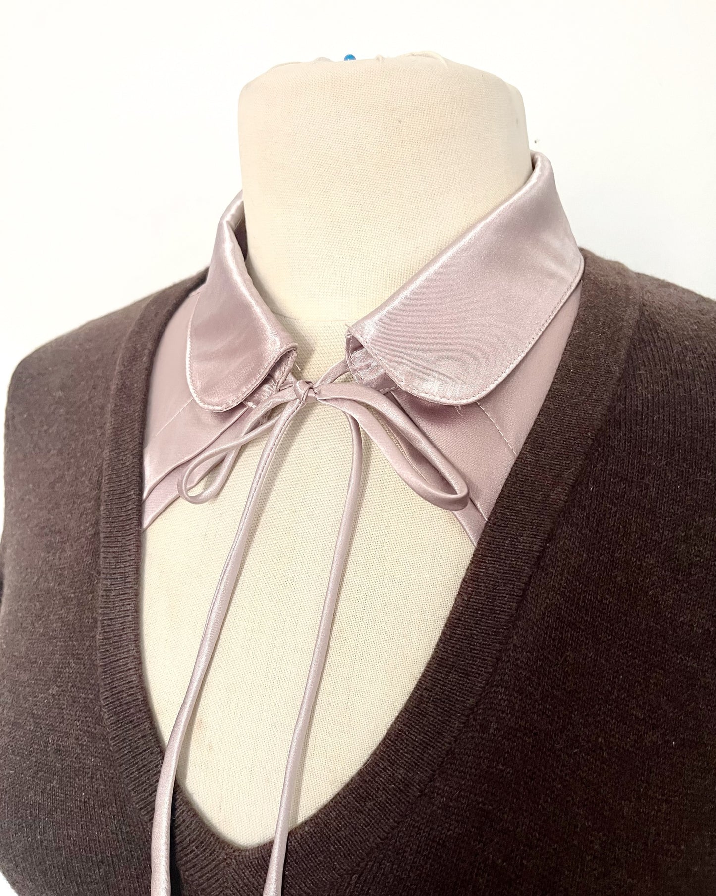 Pull fin vintage à col en soie rose parme - Taille 38