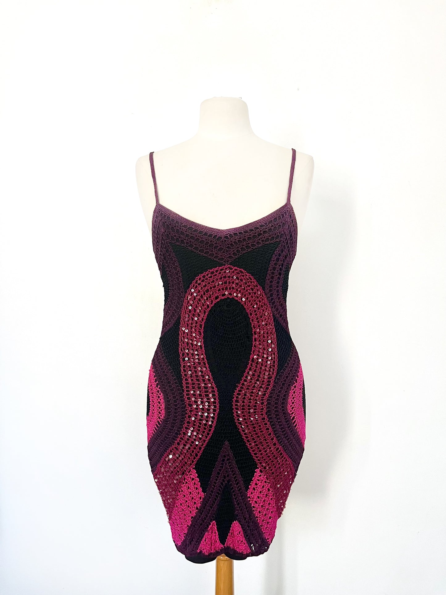 Robe estivale mi-longue en crochet doublé – Taille 38