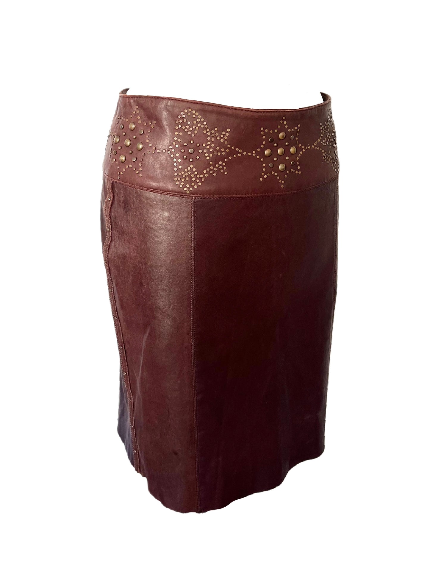 JUPE VINTAGE EN CUIR CLOUTÉE — (MADE IN ITALY) — TAILLE 42 IT 38/40 (M) FR