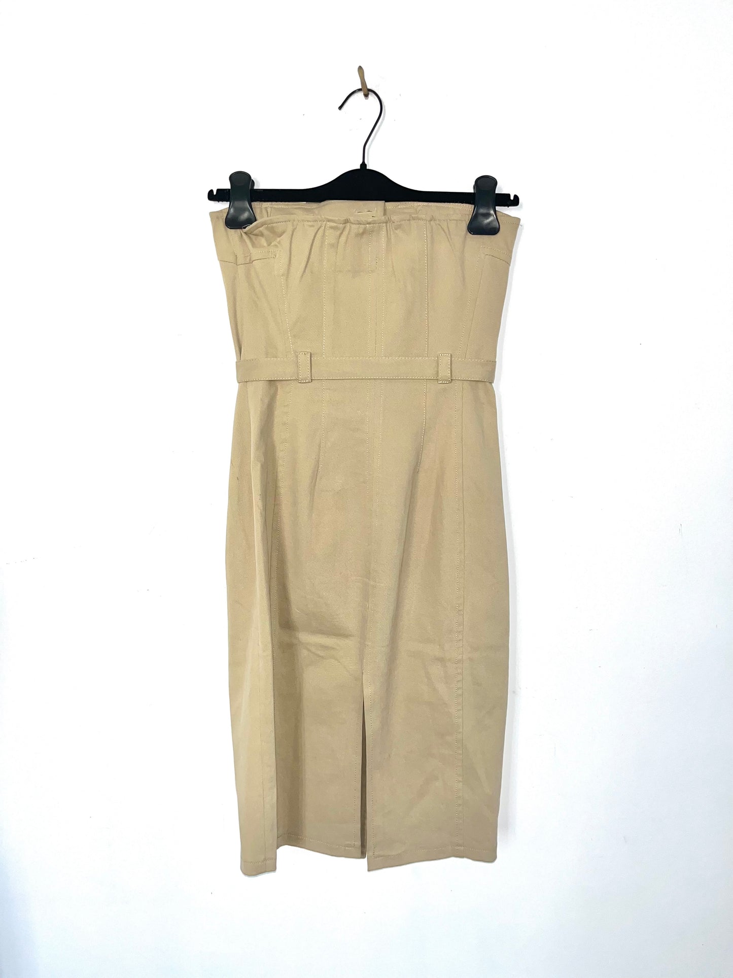 Robe bustier vintage beige – mi-longue, ceinture intégrée, détails dorés – T36