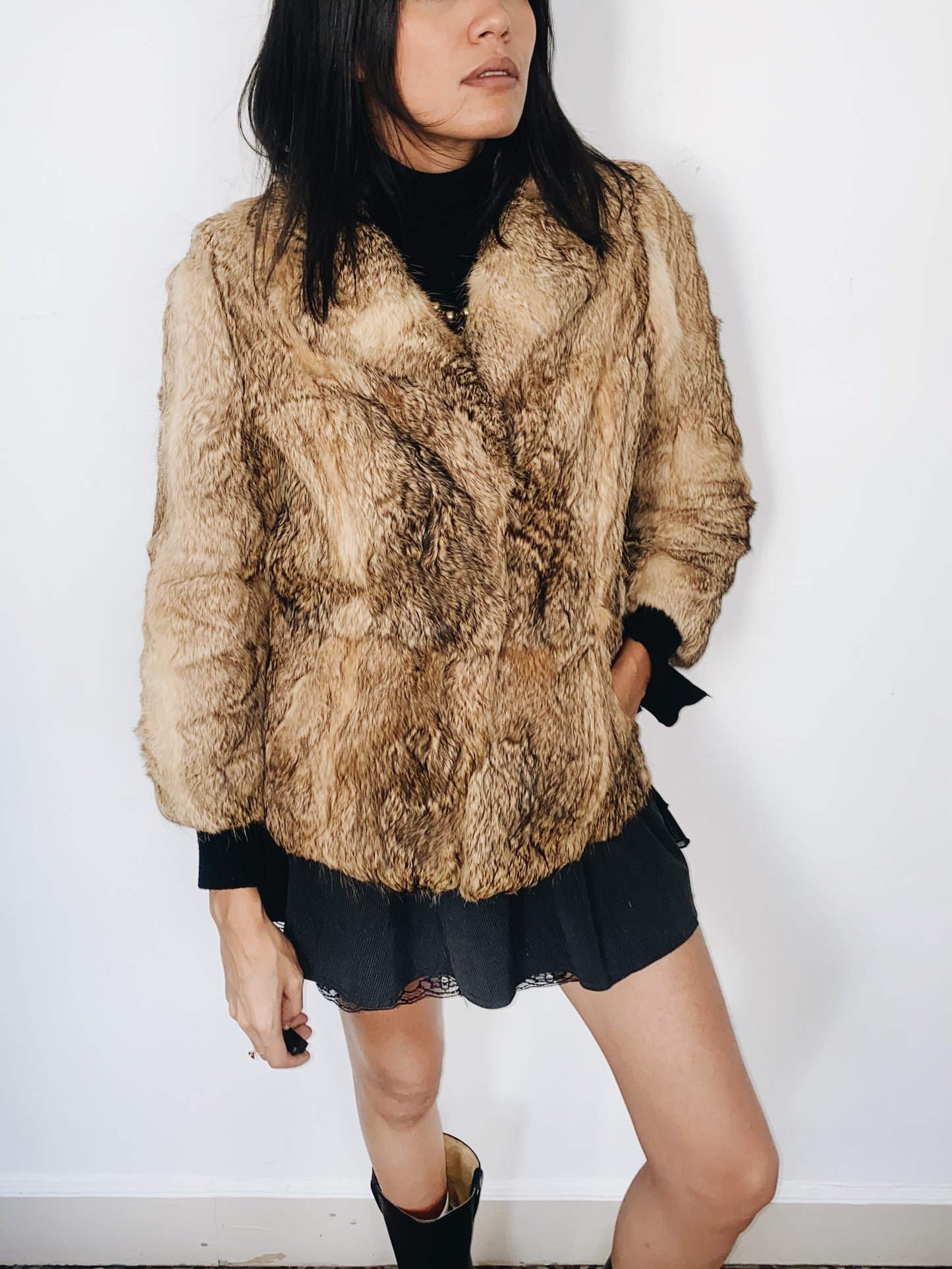 VESTE EN FOURRURE ( RENARD AUTHENTIQUE )