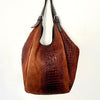 Sac à main / Shopping bag vintage en cuir effet croco marron caramel ( SOLD OUT )