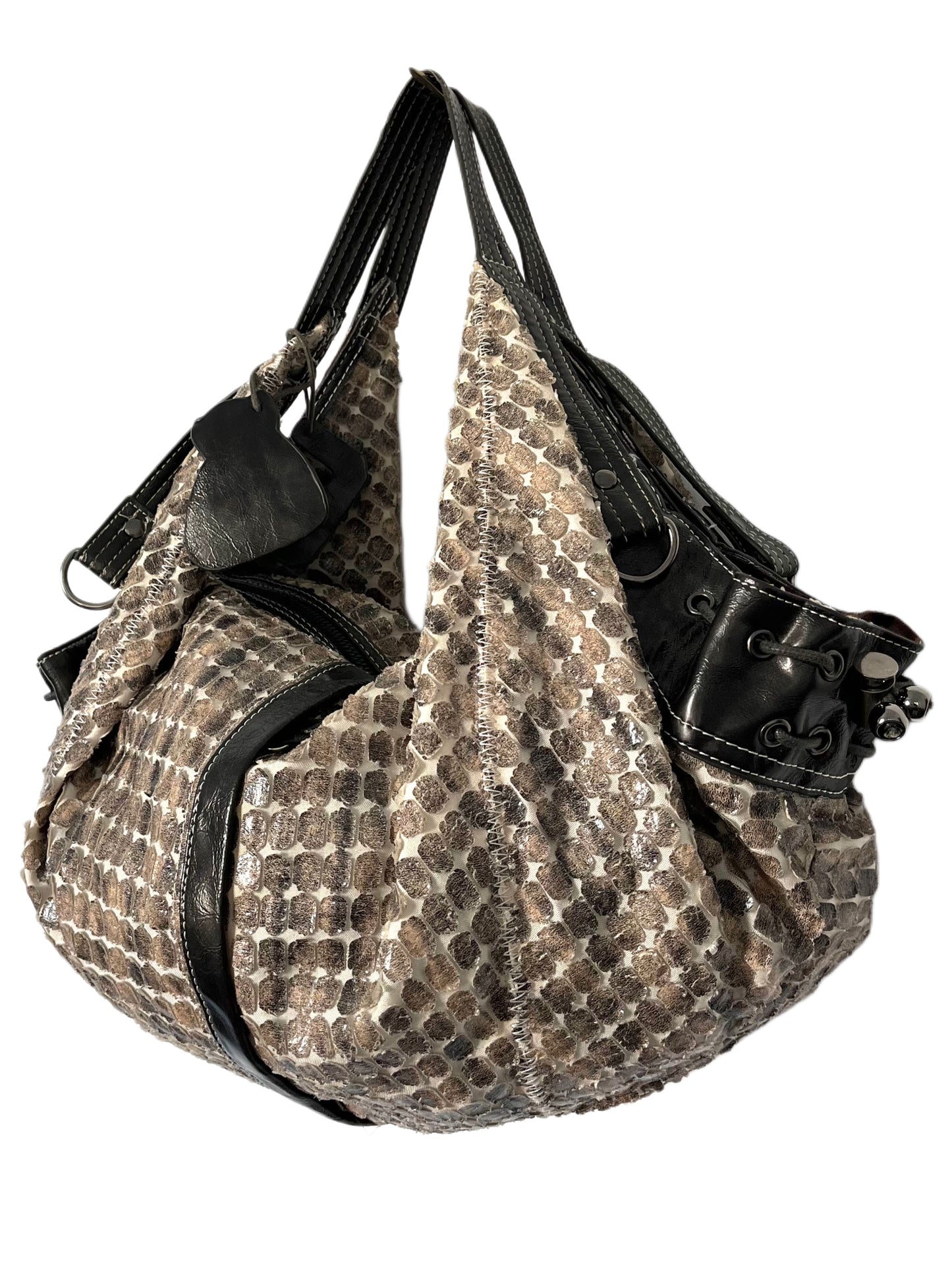Sac à Main Demi-Lune Texturé et Verni — Format Large — Style Bohème Chic Y2K