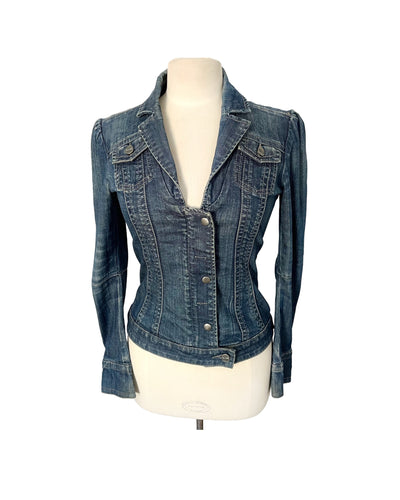 Veste en jean vintage cintrée à épaules bouffantes – Taille 38