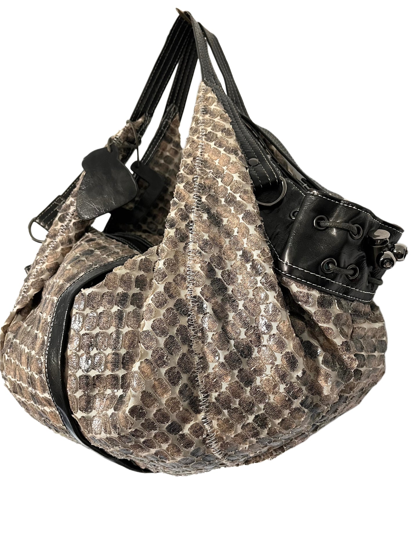 Sac à Main Demi-Lune Texturé et Verni — Format Large — Style Bohème Chic Y2K