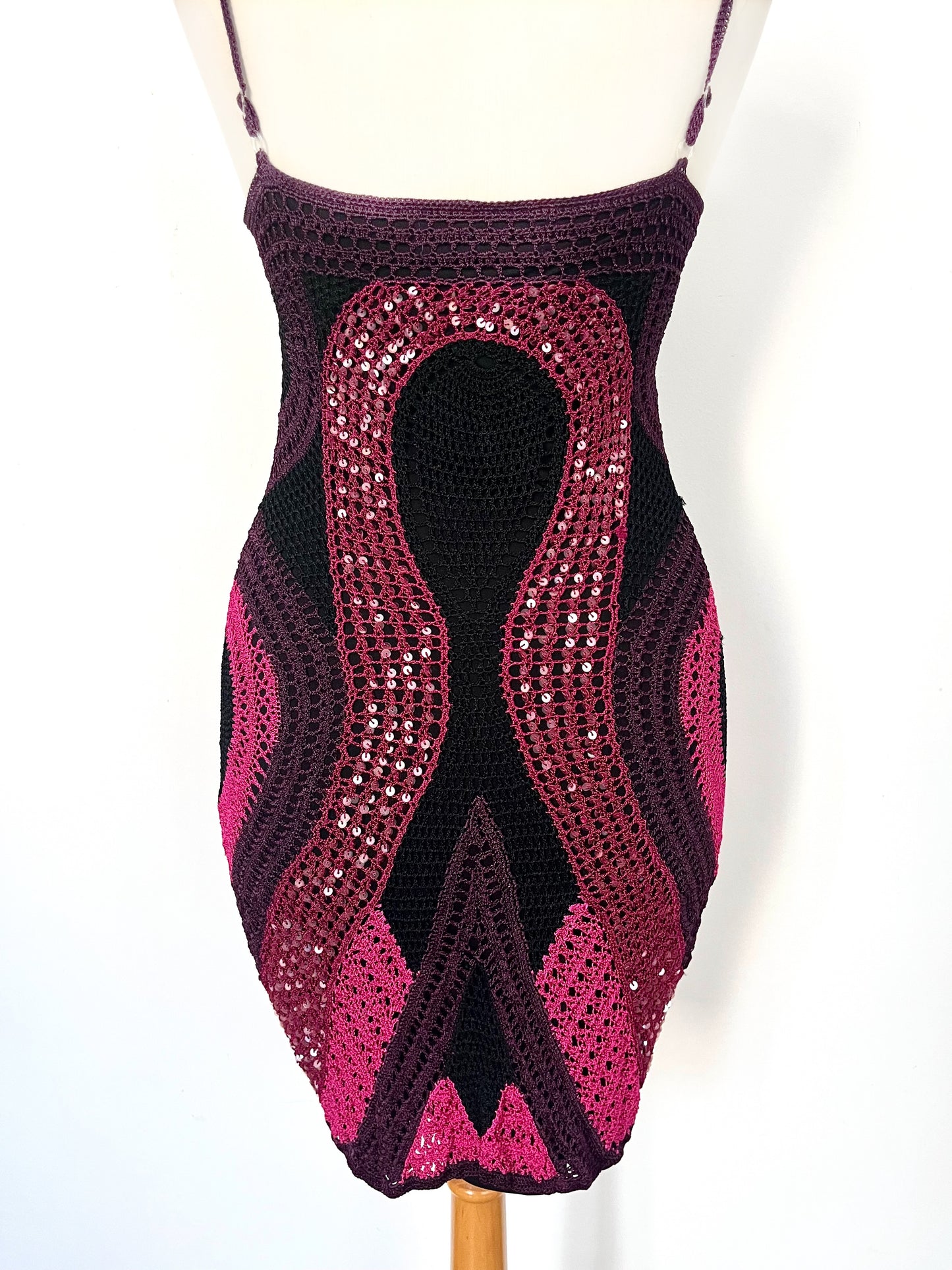 Robe estivale mi-longue en crochet doublé – Taille 38
