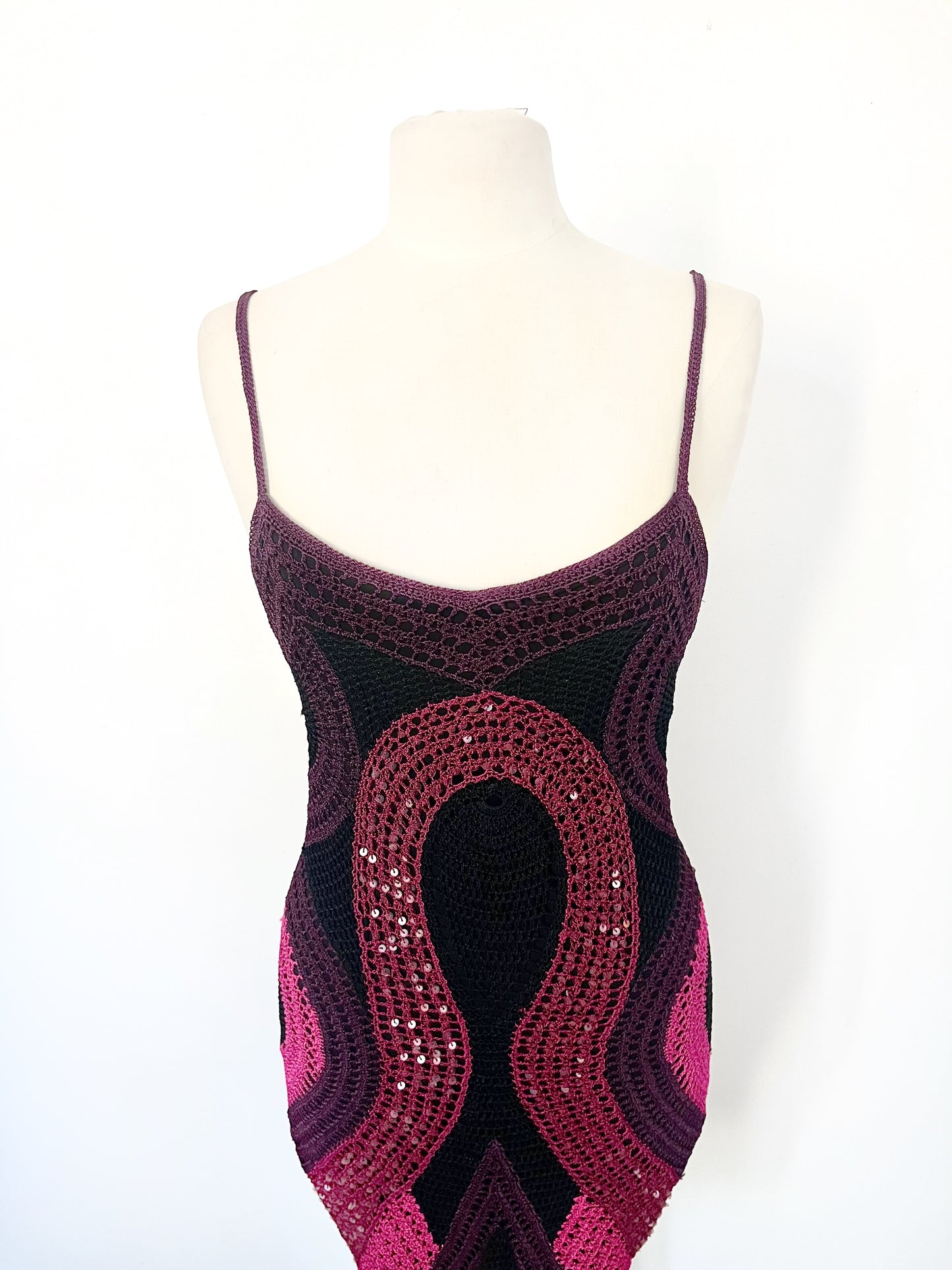 Robe estivale mi-longue en crochet doublé – Taille 38