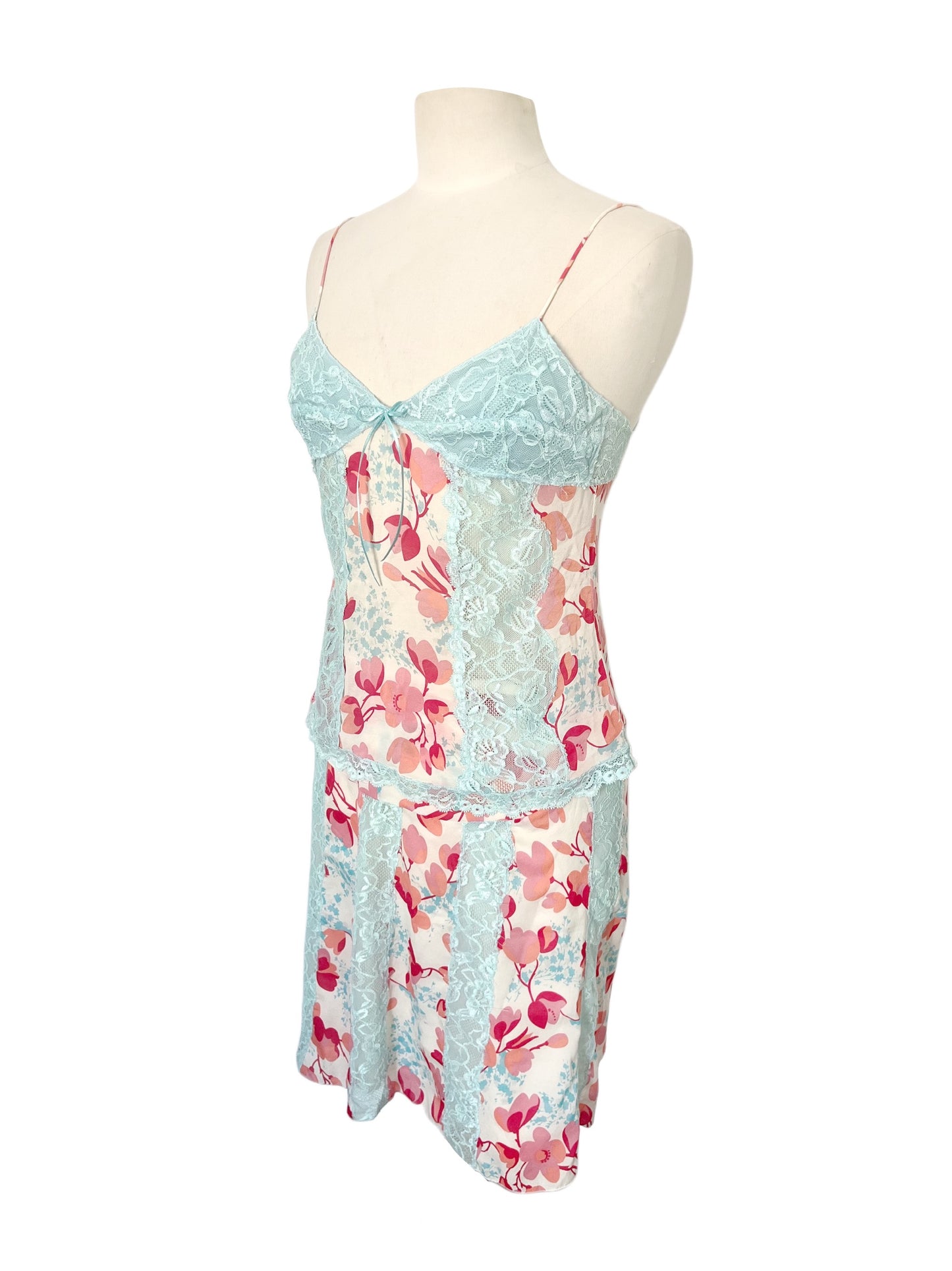 Ensemble Coordonné PINKO Esprit Lingerie en Soie & Dentelle Bleu Pastel — Top Caraco + Jupe Fleuries — taille 38/40 — Coquette / Boudoir Chic / Y2K