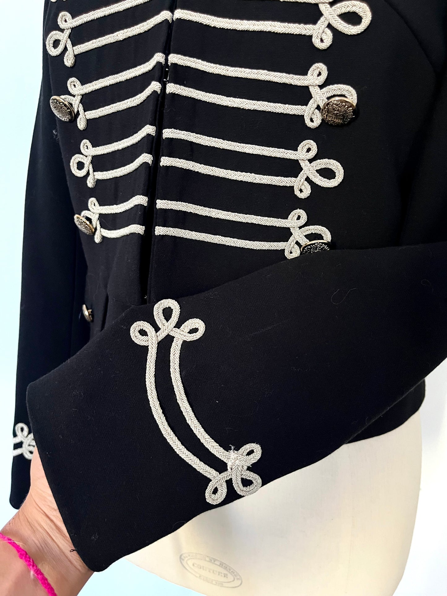 Veste officier bleu marine avec passementerie dorée ( SOLD OUT )