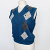 pull sans manches avec un col en V ( SOLD OUT )